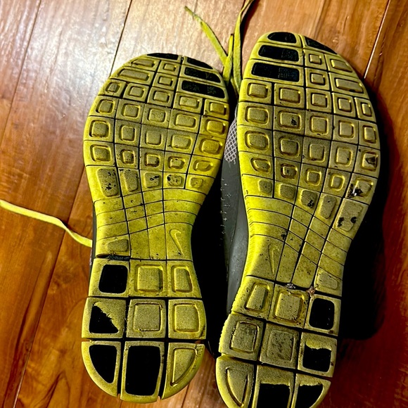 Nike lightweight sneakers - Picture 5 of 6